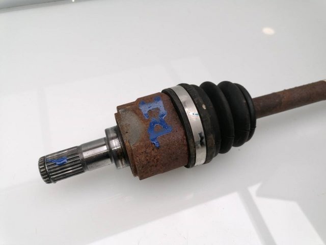 Półoś napędowa przednia lewa KIA Cerato 3 YD