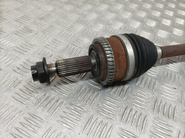 Półoś napędowa przednia lewa KIA Cerato 3 YD