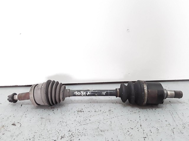 Półoś napędowa przednia lewa 495011F420 HYUNDAI