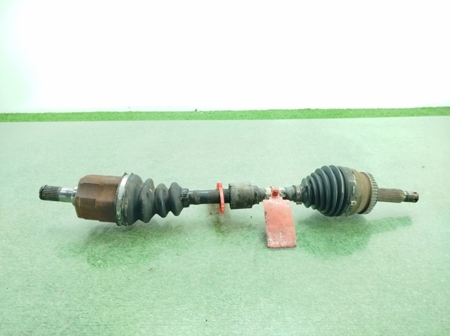 Półoś napędowa przednia lewa 495011H210 HYUNDAI