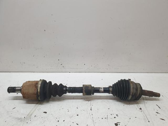 Półoś napędowa przednia lewa 495011H211 HYUNDAI