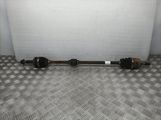 Przegub homokinetyczny przedni zewnętrzny 495011P200 HYUNDAI