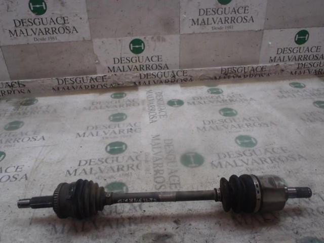 Półoś napędowa przednia lewa 495012L010 HYUNDAI