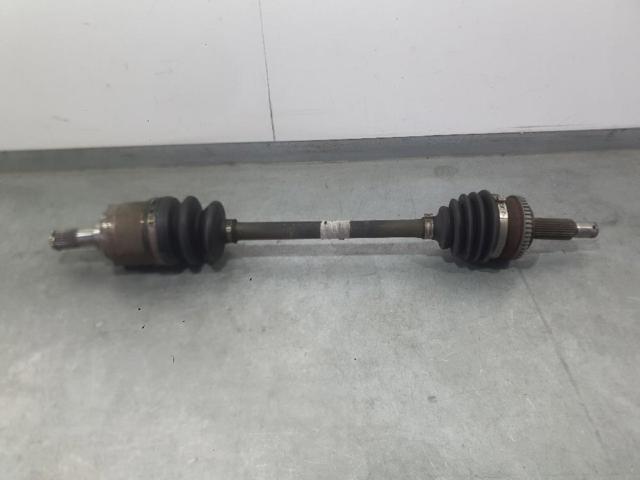 Półoś napędowa przednia lewa 495012L010 HYUNDAI