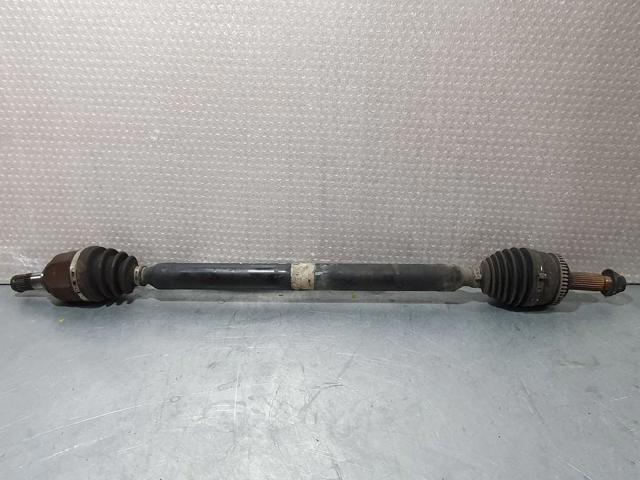 Półoś napędowa przednia prawa 49501A6000 HYUNDAI