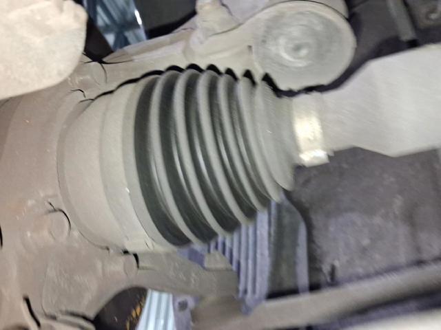 Półoś napędowa przednia prawa 49501A6000 HYUNDAI