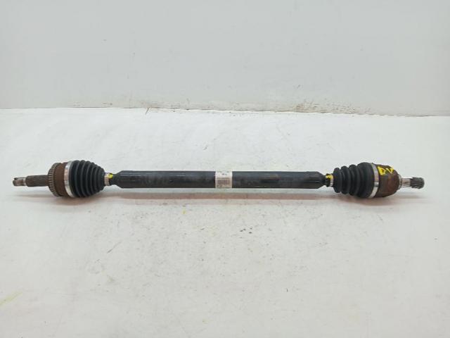 Półoś napędowa przednia prawa 49501A6100 HYUNDAI
