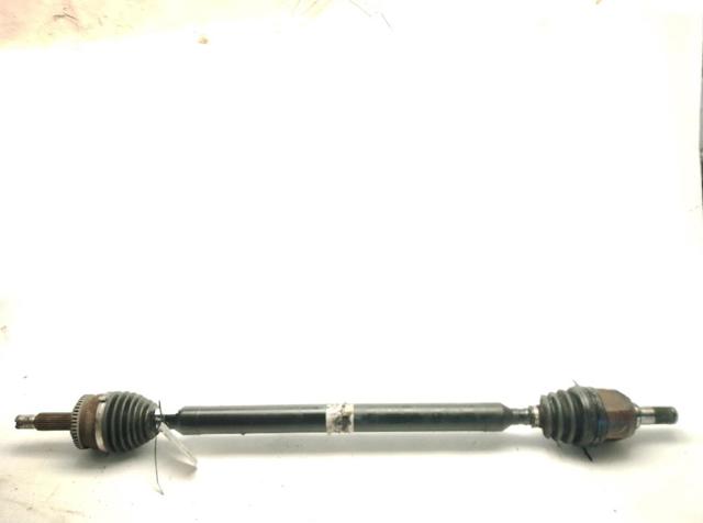 Półoś napędowa przednia prawa 49501A6100 HYUNDAI