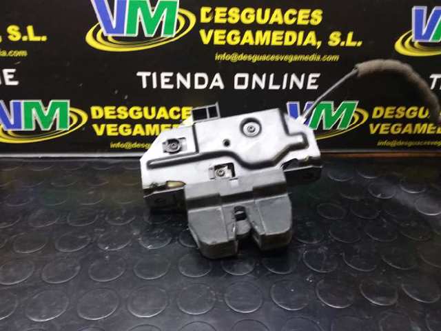 Zamek klapy bagażnika (3/5 drzwi tylnych) 495072894 OPEL