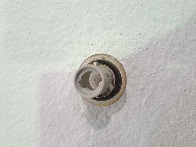 Powtarzacz kierunkowskazu na błotniku Ford Connect TC7