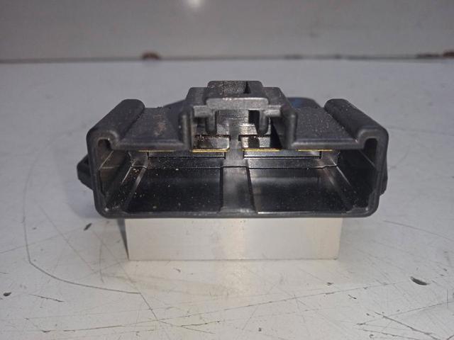 Rezystor wentylatora nagrzewnicy (ogrzewacza kabiny) 4993002110 MITSUBISHI