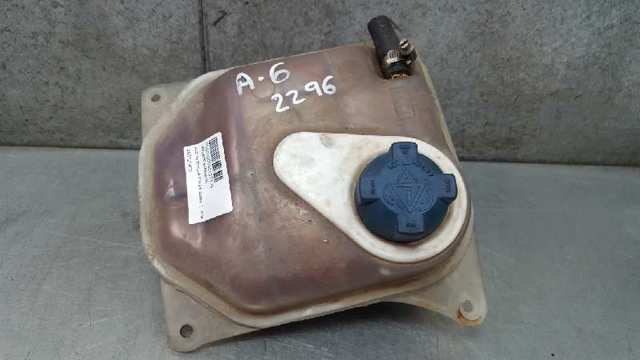 Zbiorniczek wyrównawczy układu chłodzenia 4A0121403 VAG