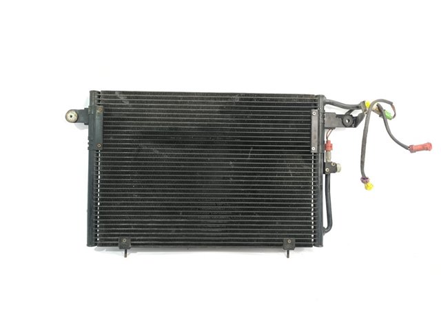 Chłodnica klimatyzacji 4A0260401AC VAG