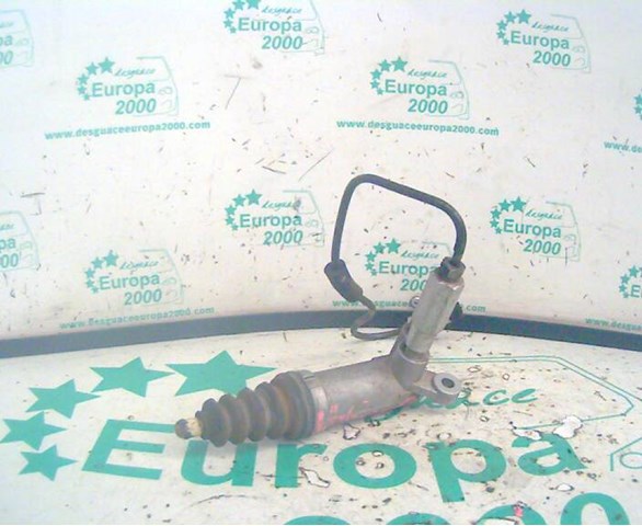 Cylinder roboczy sprzęgła 4A0721261 VAG