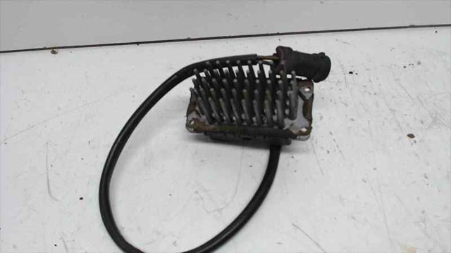 Rezystor wentylatora nagrzewnicy (ogrzewacza kabiny) Audi 100 4A2