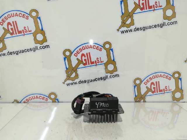 Rezystor wentylatora nagrzewnicy (ogrzewacza kabiny) Audi 100 4A2