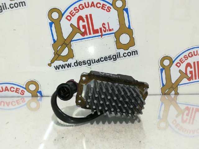 Rezystor wentylatora nagrzewnicy (ogrzewacza kabiny) Audi 100 4A2