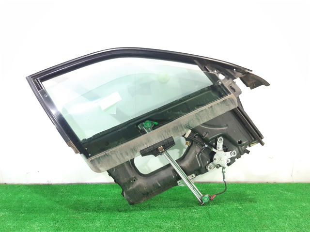 Mechanizm podnoszenia szyby drzwi przednich prawych 4A0837462A VAG