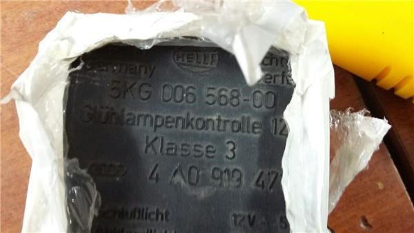 Przekaźnik kierunkowskazów 4A0919471 VAG