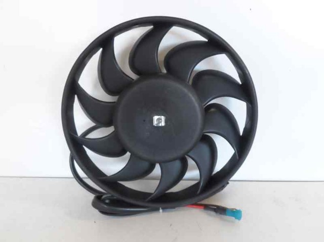 Wentylator elektryczny układu chłodzenia kompletny (silnik+wirnik) 4A0959455B VAG