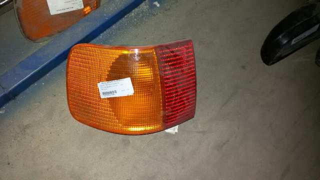 Lampa zespolona tylna lewa zewnętrzna 4A5945217B VAG