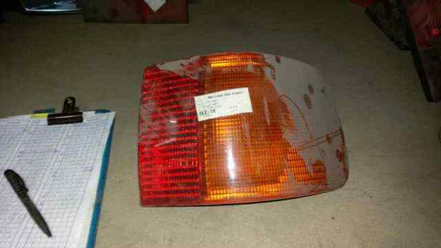 Lampa zespolona tylna prawa zewnętrzna 4A5945218B VAG