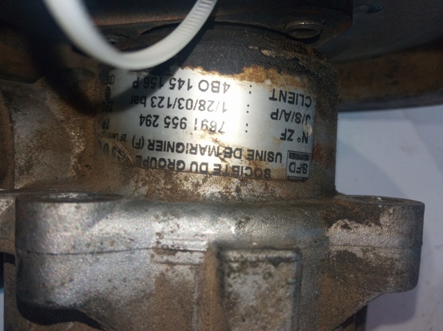 Pompa wspomagania hydraulicznego kierownicy 4B0145156P VAG