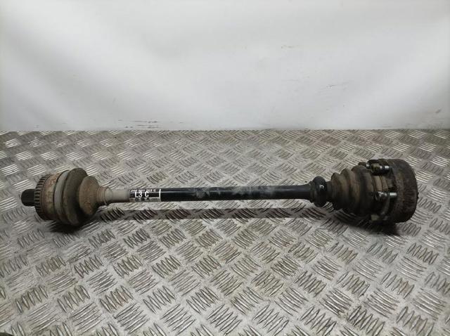 Półoś tylna 4B0501203C VAG