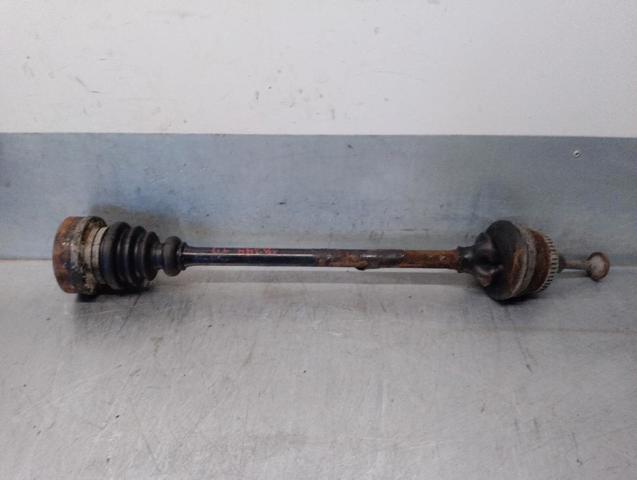 Półoś tylna 4B0501203CX VAG