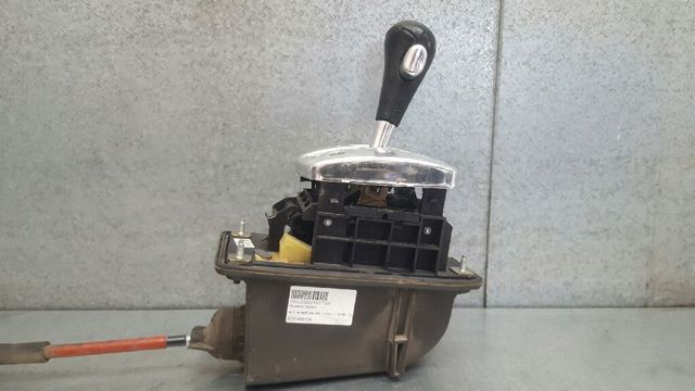 Mechanizm zmiany biegów (cięgno) Audi A4 8D2