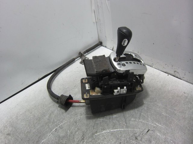 Mechanizm zmiany biegów (cięgno) Audi A4 8D2