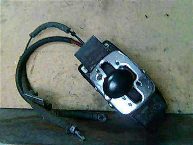 Mechanizm zmiany biegów (cięgno) Audi A4 8D2