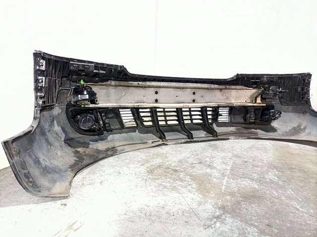 Zderzak przedni Audi A6 4B2, 4B4