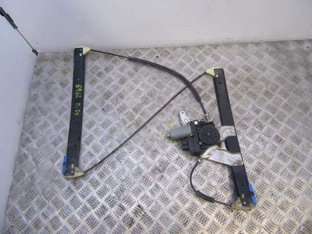 Mechanizm podnoszenia szyby drzwi przednich lewych 4B0837461 VAG