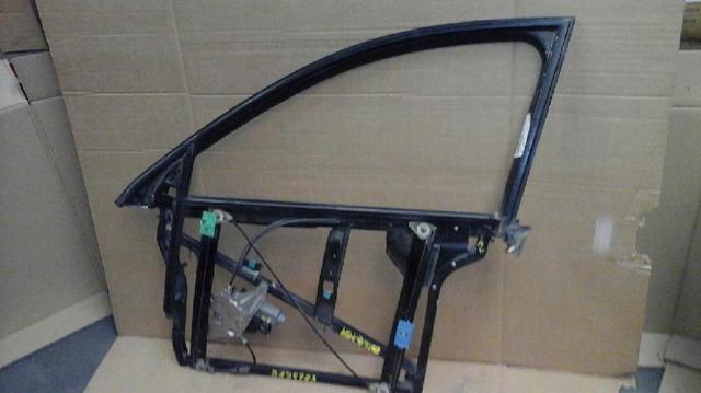 Mechanizm podnoszenia szyby drzwi przednich lewych 4B0837461 VAG