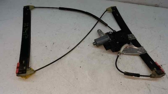 Mechanizm podnoszenia szyby drzwi przednich lewych 4B0837461C VAG