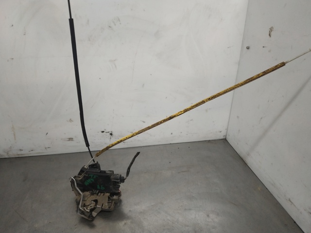 Zamek drzwi tylnych lewych 4B0839015G VAG