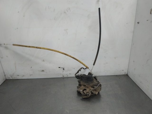 Zamek drzwi tylnych lewych 4B0839015G VAG