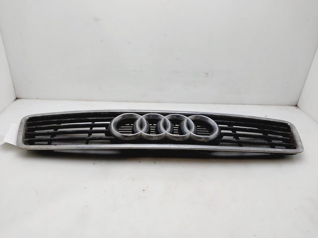 Atrapa chłodnicy 4B0853651A VAG
