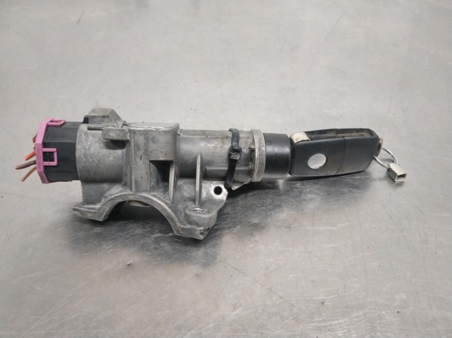 4B0905851C VAG