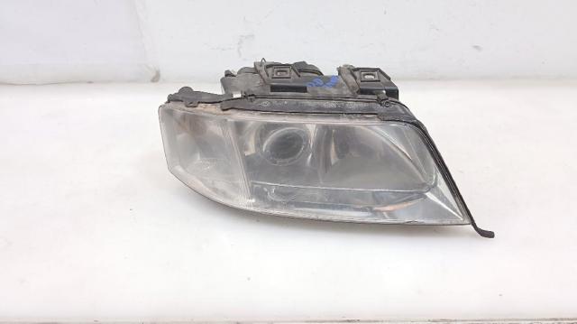 Reflektor prawy 4B0941030N VAG
