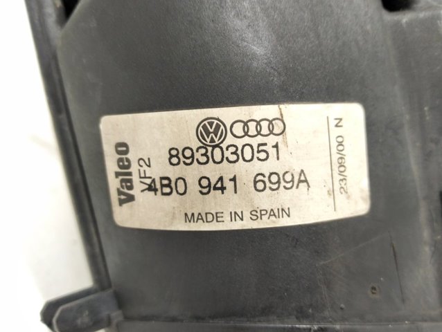 Lampa przeciwmgielna lewa 4B0941699A VAG
