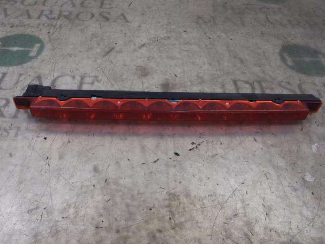 Lampa stop tylna dodatkowa 4B0945097 VAG