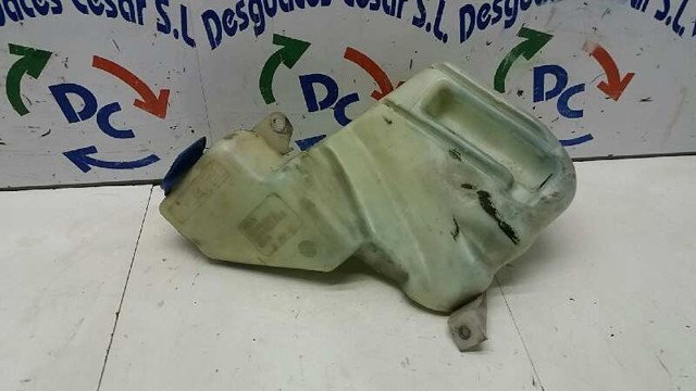 Zbiornik spryskiwaczy Audi A6