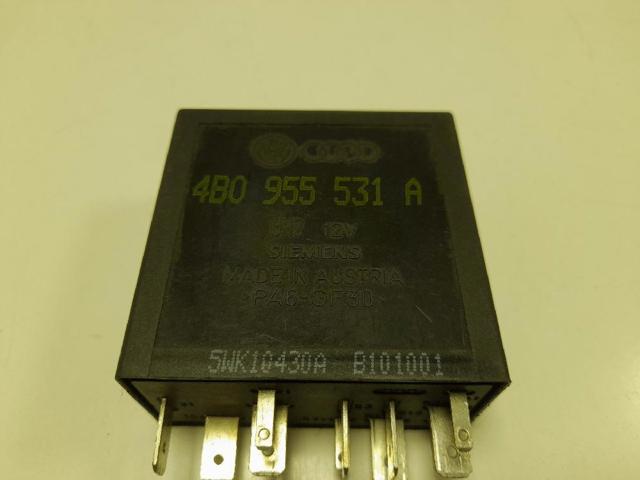 Przekaźnik sterownika wycieraczek 4B0955531A VAG