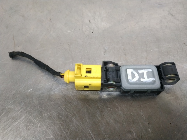 Czujnik AIRBAG przedni 4B0959643C VAG