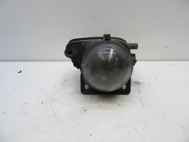 Lampa przeciwmgielna prawa 4B3941700 VAG