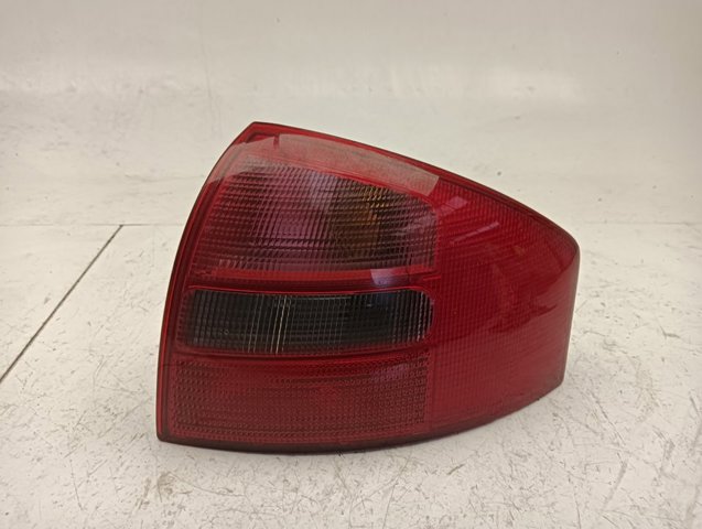 Lampa zespolona tylna prawa 4B5945096 VAG