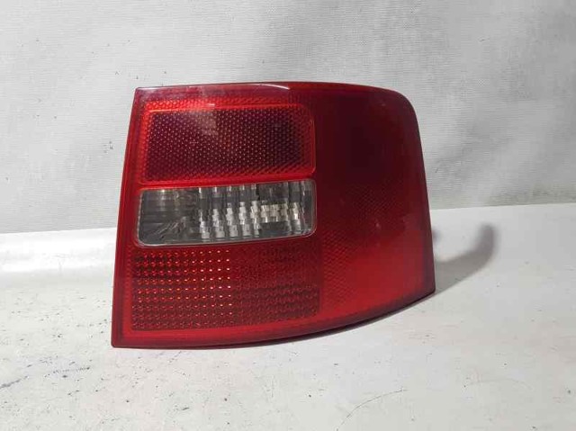 Lampa zespolona tylna prawa 4B9945096 VAG