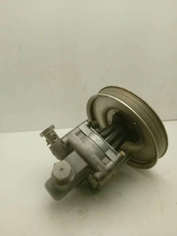 Pompa wspomagania hydraulicznego kierownicy 4D0145155E VAG